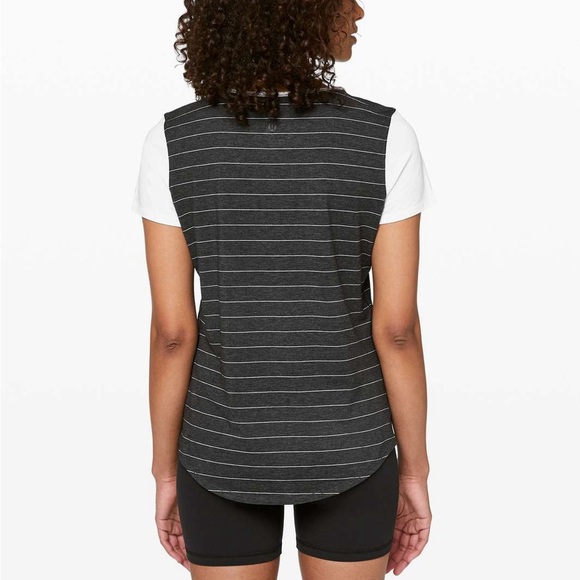 Lululemon Love Crew T-Shirt - Picture 3 of 12